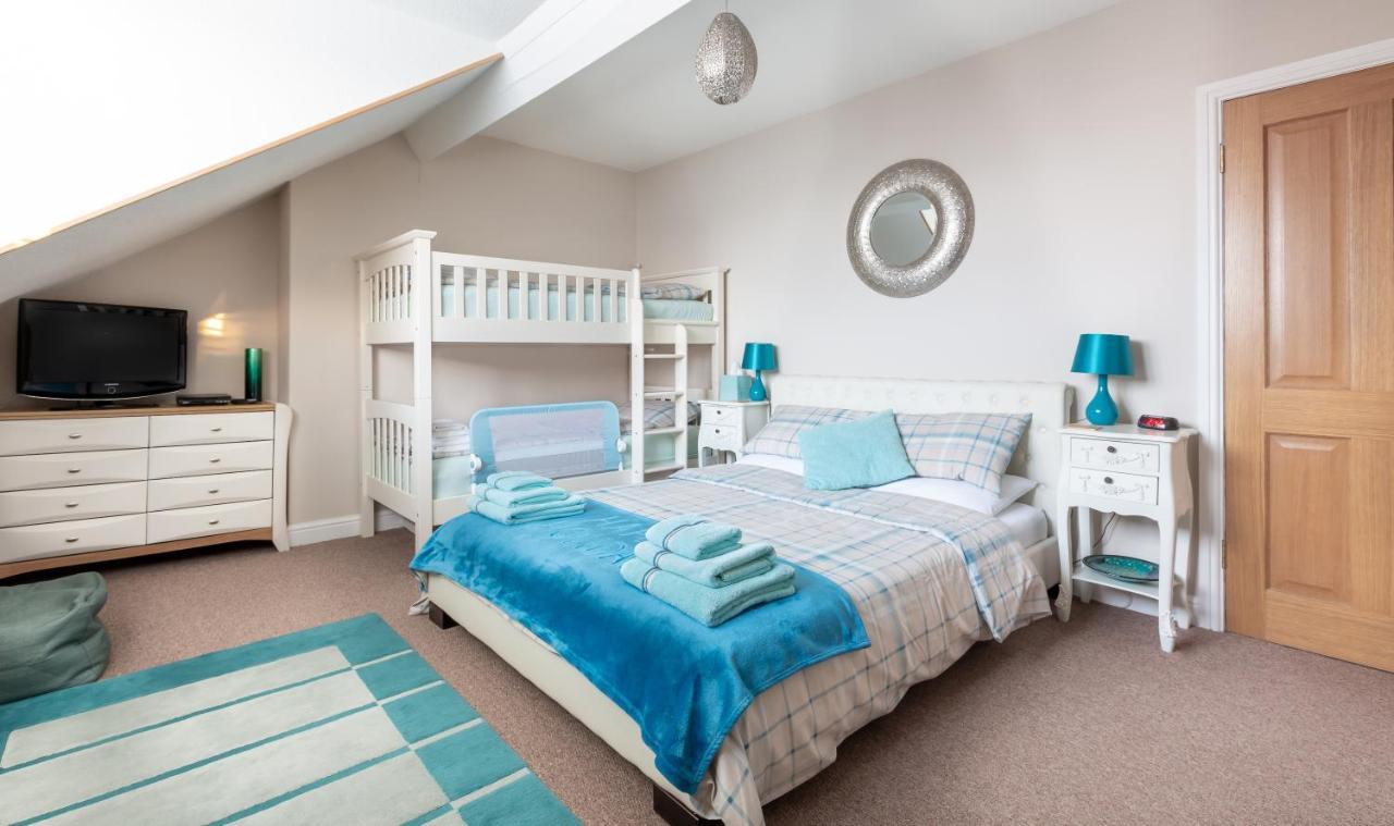 Number 12 Yorkshire Holiday House Mijas Costa Ngoại thất bức ảnh