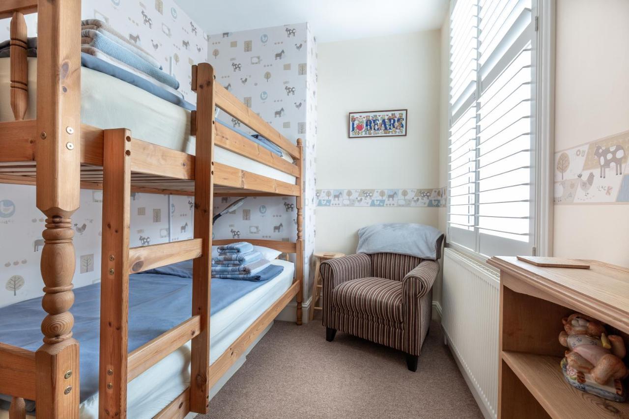 Number 12 Yorkshire Holiday House Mijas Costa Ngoại thất bức ảnh