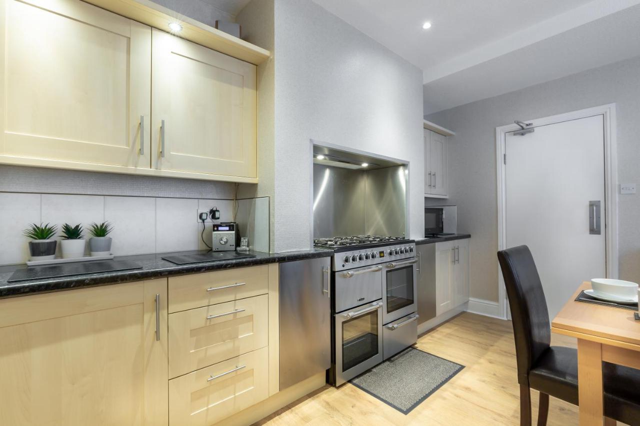 Number 12 Yorkshire Holiday House Mijas Costa Ngoại thất bức ảnh